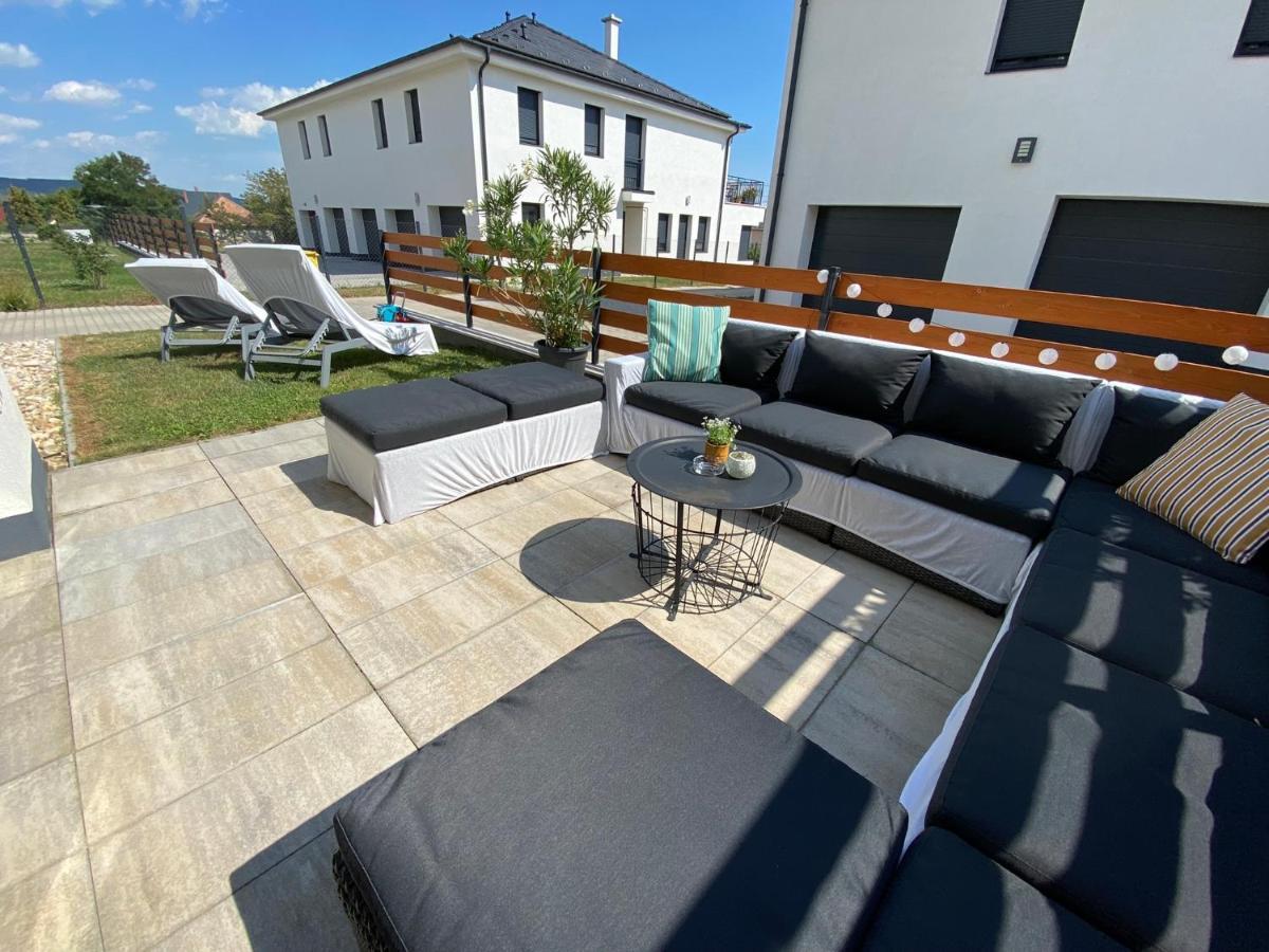 Nest2 Apartments Кестхей Экстерьер фото