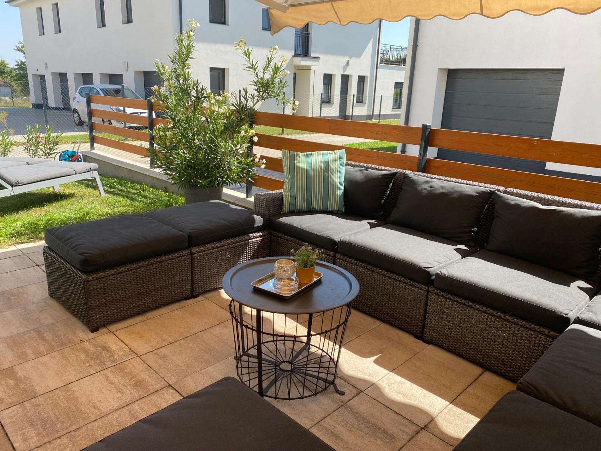 Nest2 Apartments Кестхей Экстерьер фото