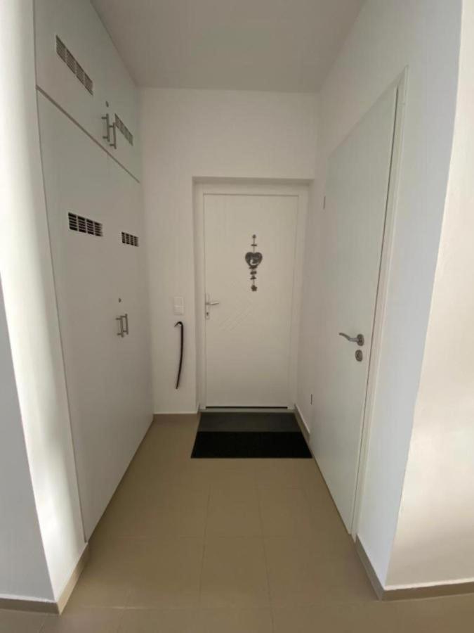 Nest2 Apartments Кестхей Экстерьер фото